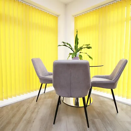 Near The Mall And Zoo Project | 2br Apartman *