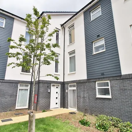 Near The Mall And Zoo Project | 2br Bristol