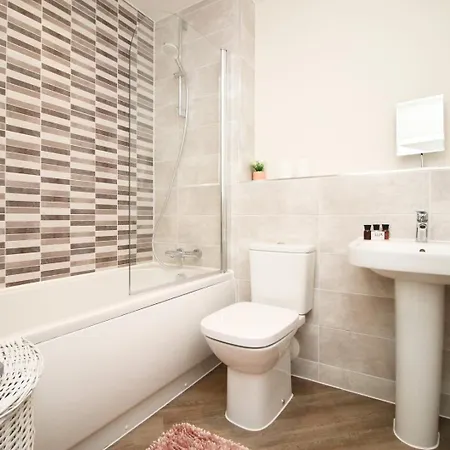 Near The Mall And Zoo Project | 2br