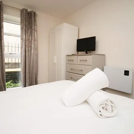 Near The Mall And Zoo Project | 2br